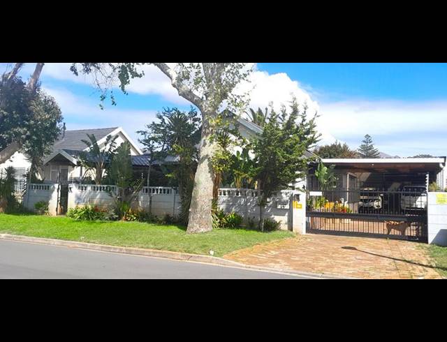 3 BEDROOM HOUSE FOR SALE IN RETREAT